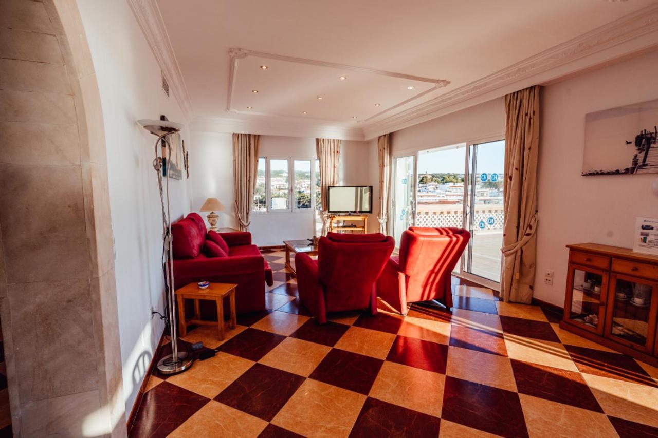 Apartamentos Punta Prima Beach Buitenkant foto